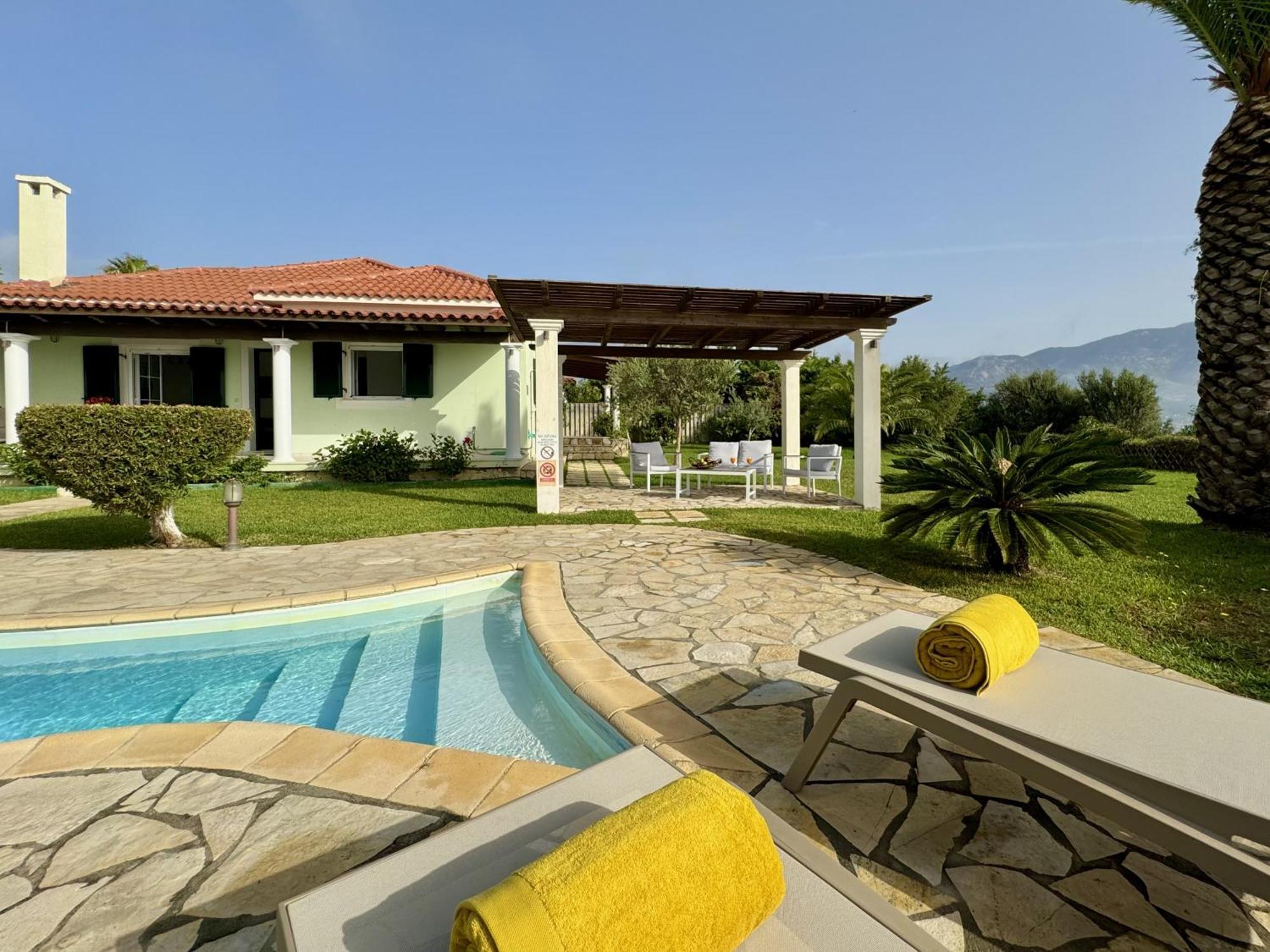 Villa Ermis Sparta Exterior foto